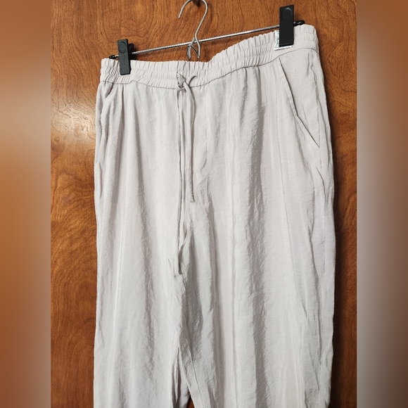 Zara Relaxed Fit Straight Leg Pants - Picture 2 of 6